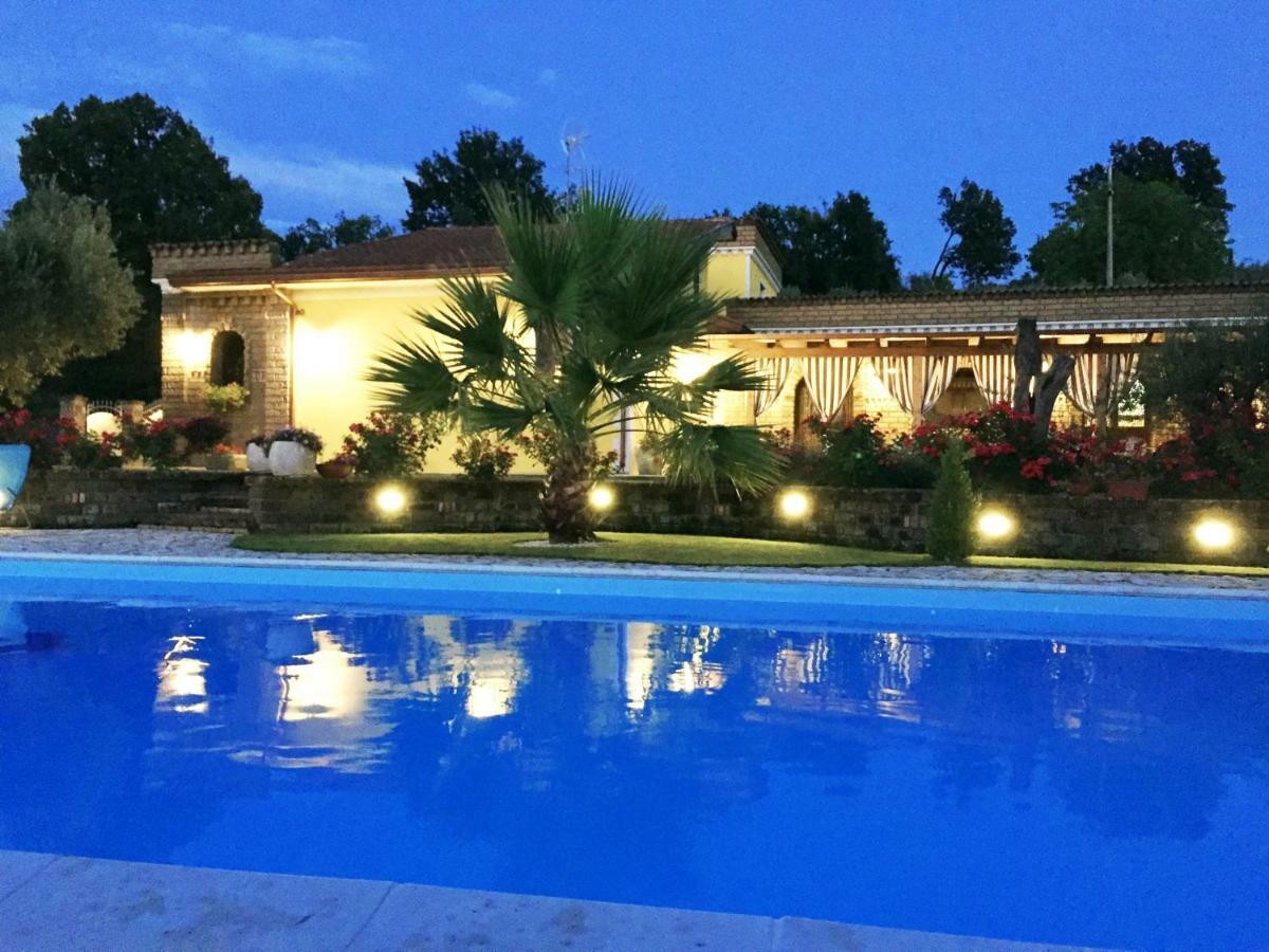 Villa "Casa Al Chiazzullo" Mirabella Eclano Екстер'єр фото