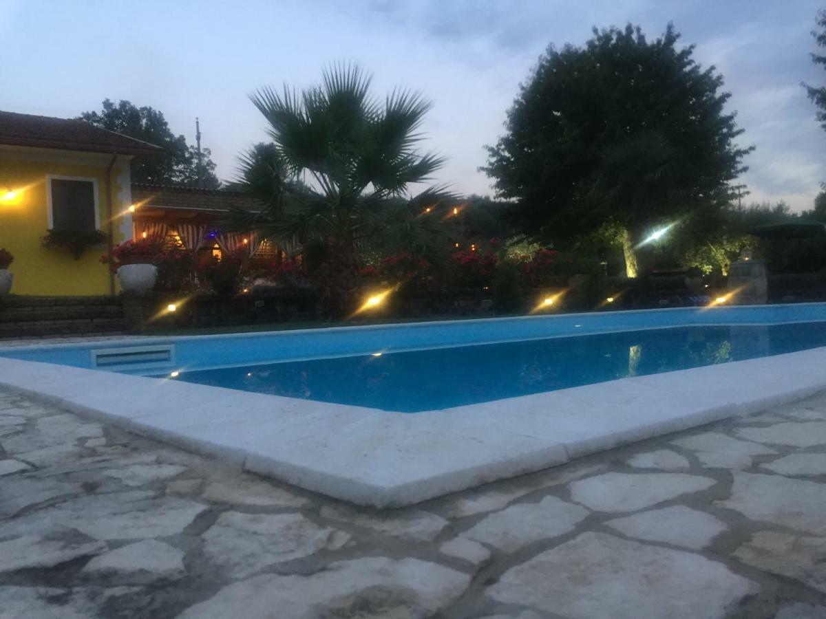 Villa "Casa Al Chiazzullo" Mirabella Eclano Екстер'єр фото
